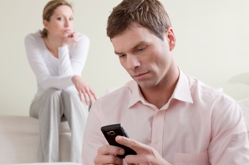 wife talk to husband on phone